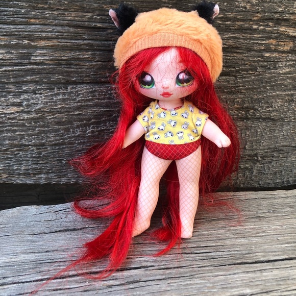 ❤️Na! Na! Na! Surprise Roxie Foxy Doll Red hair Series 1 - Picture 2 of 10